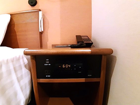 コンフォートイン六本木東京 ベッドサイド
