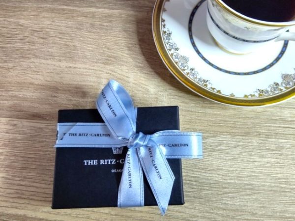 リッツカールトン大阪 ギフトショップ ボンボンショコラ 箱