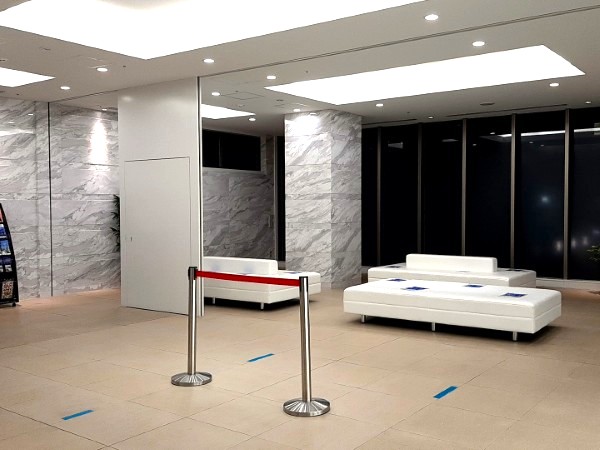 ユニゾイン大阪北浜　ロビー